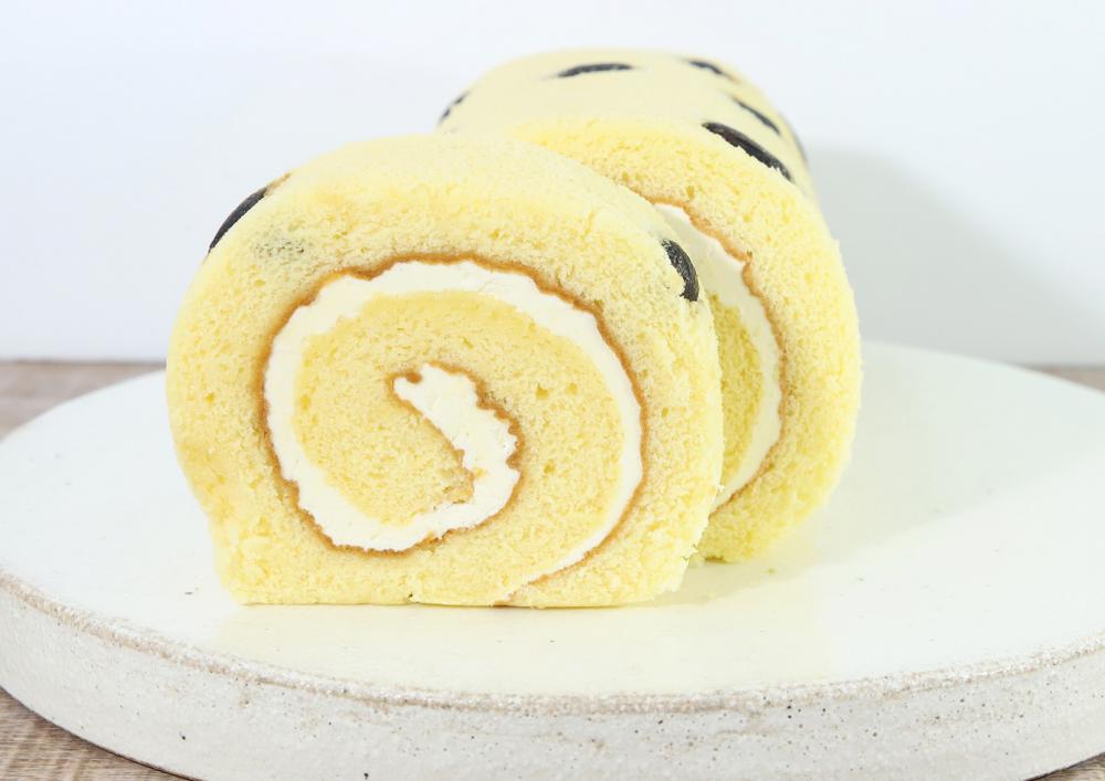 あさごもん 隆盛堂 但馬のめぐみロール2種セット 朝来みどり 黒豆 あさごもん 隆盛堂 但馬のめぐみロール2種セット 朝来みどり 黒豆